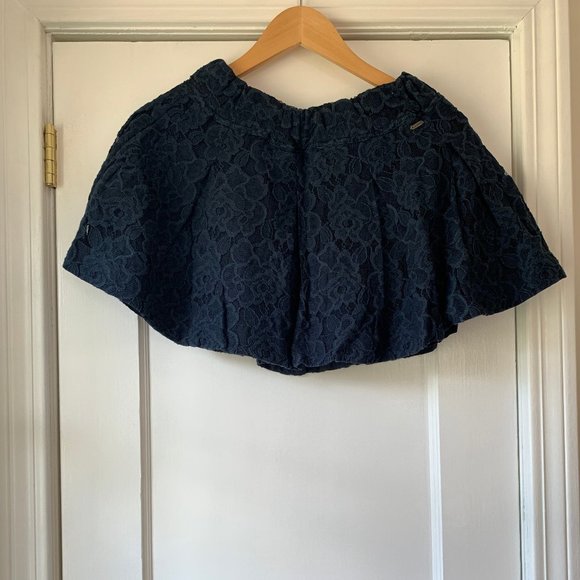 Hollister Dresses & Skirts - HOLLISTER, Lacey Short Skirt, Small, Navy
